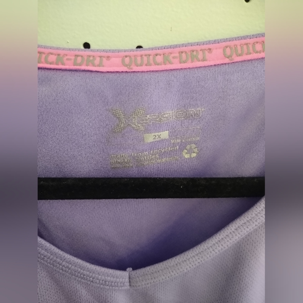 Xersion Quick Dri Athletic Top - Picture 2 of 3